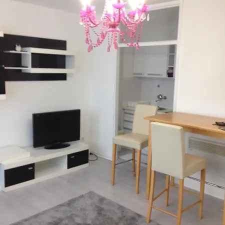 Apartment Apartman Dobrinja